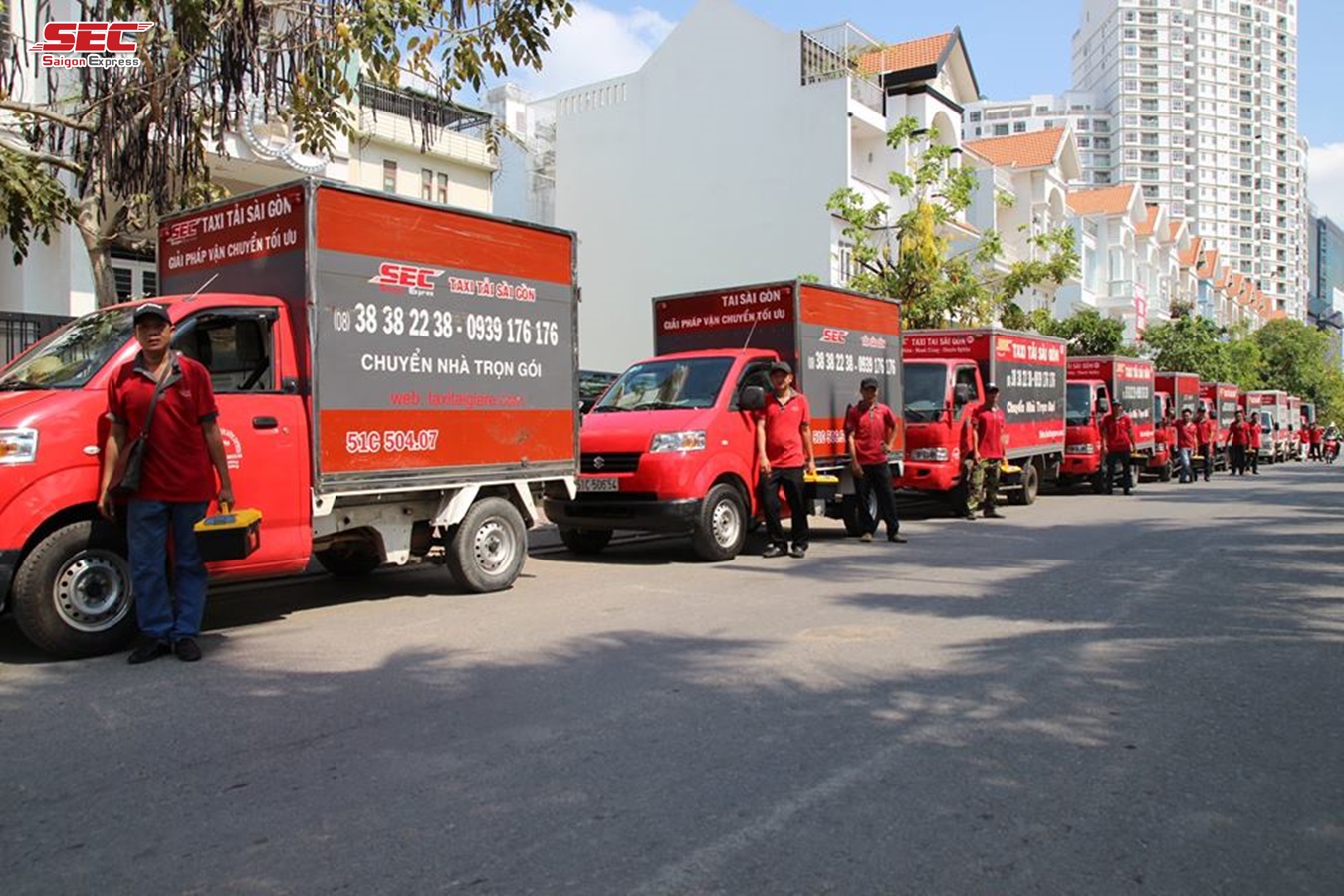 Đội xe chuyển nhà tại quận 7